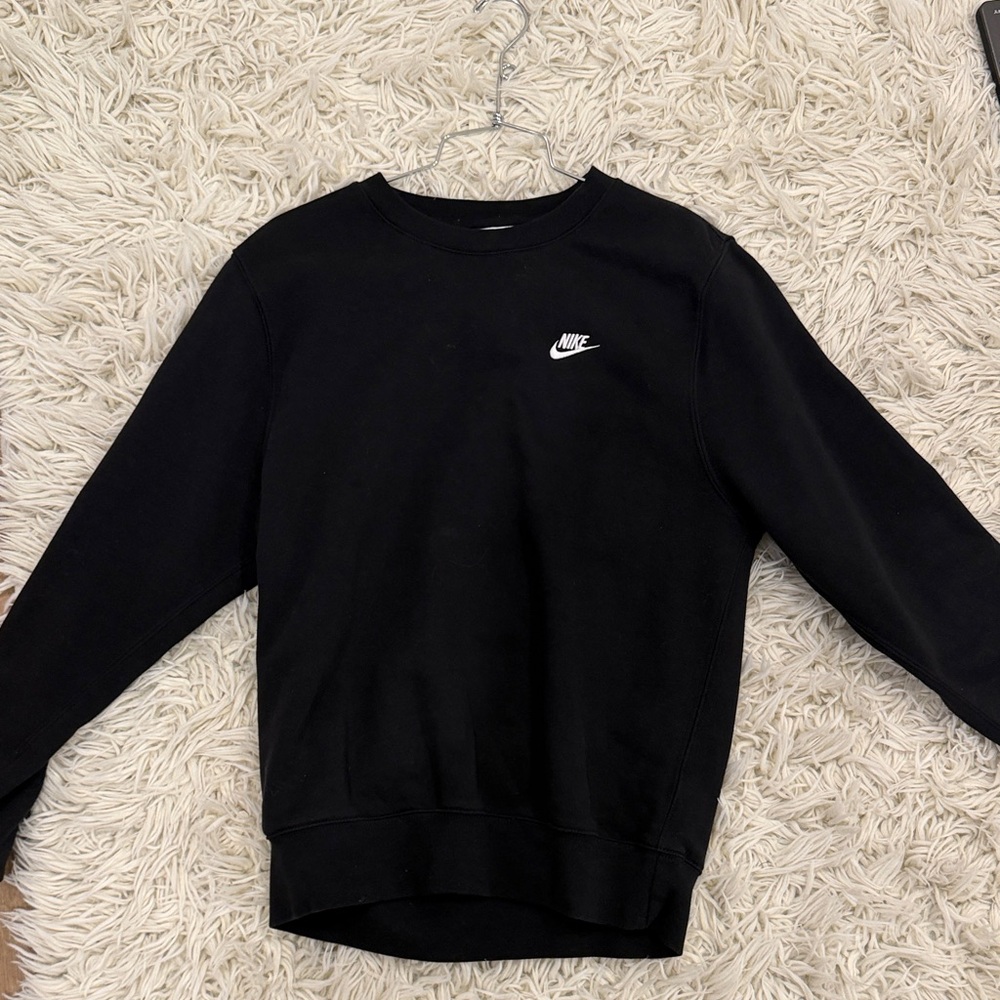 Nike Black Crewneck Sweatshirt